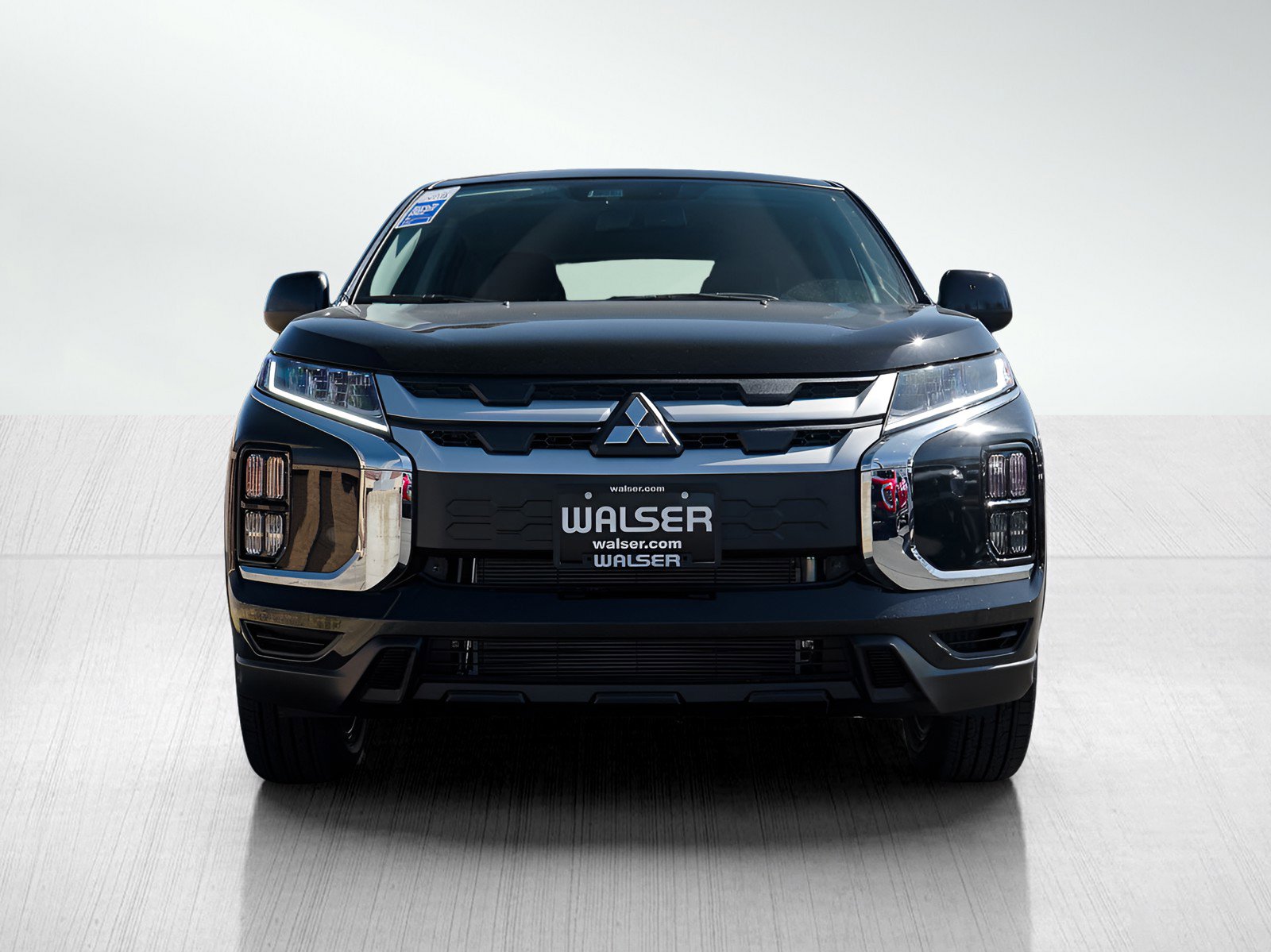 2025 Mitsubishi Outlander Sport S photo 2