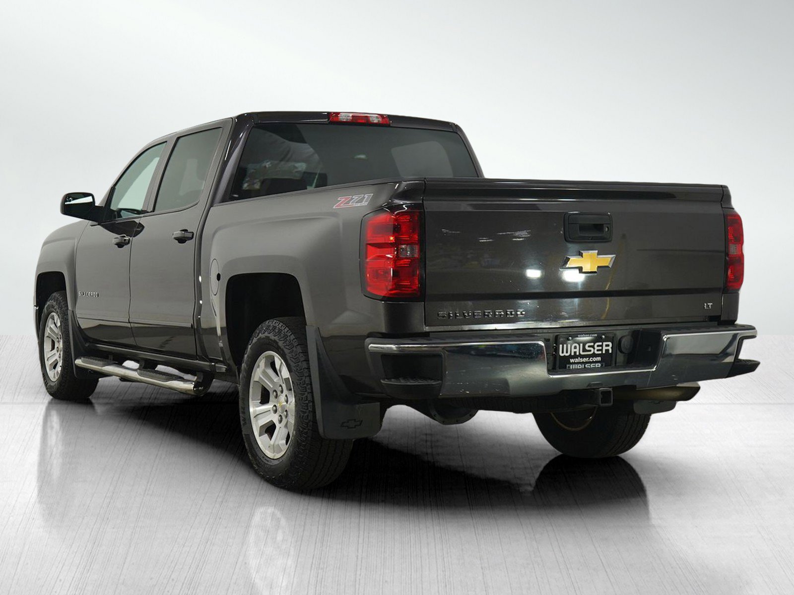 2015 Chevrolet Silverado 1500 LT photo 2