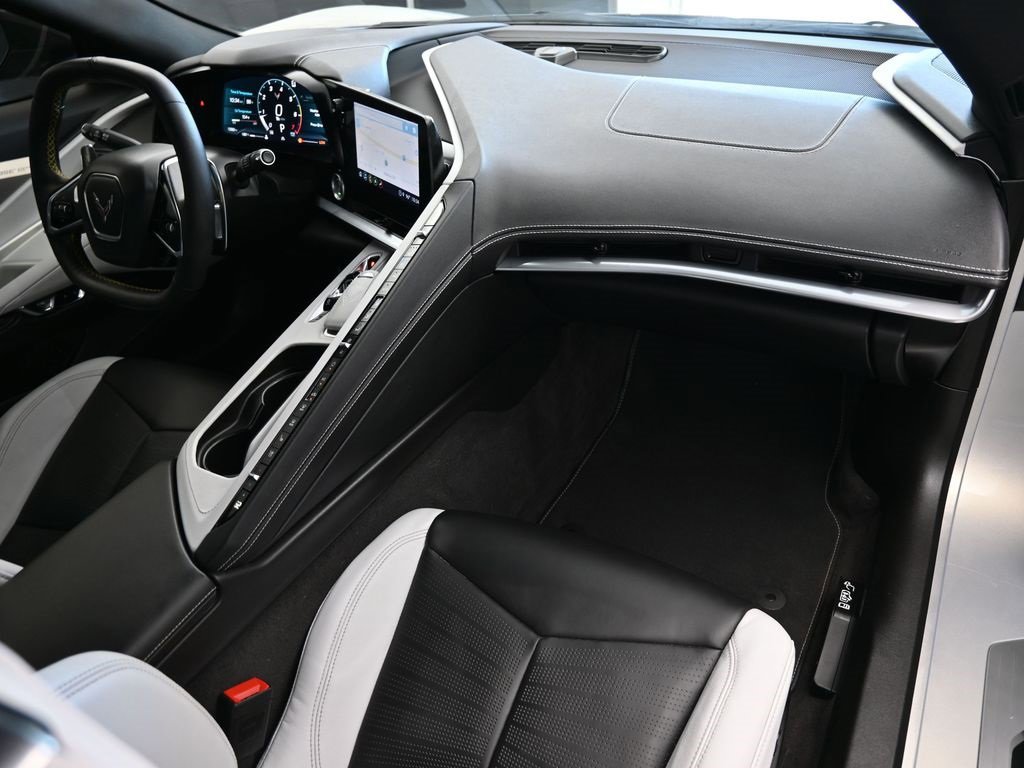2023 Chevrolet Corvette Stingray 2LT photo 27