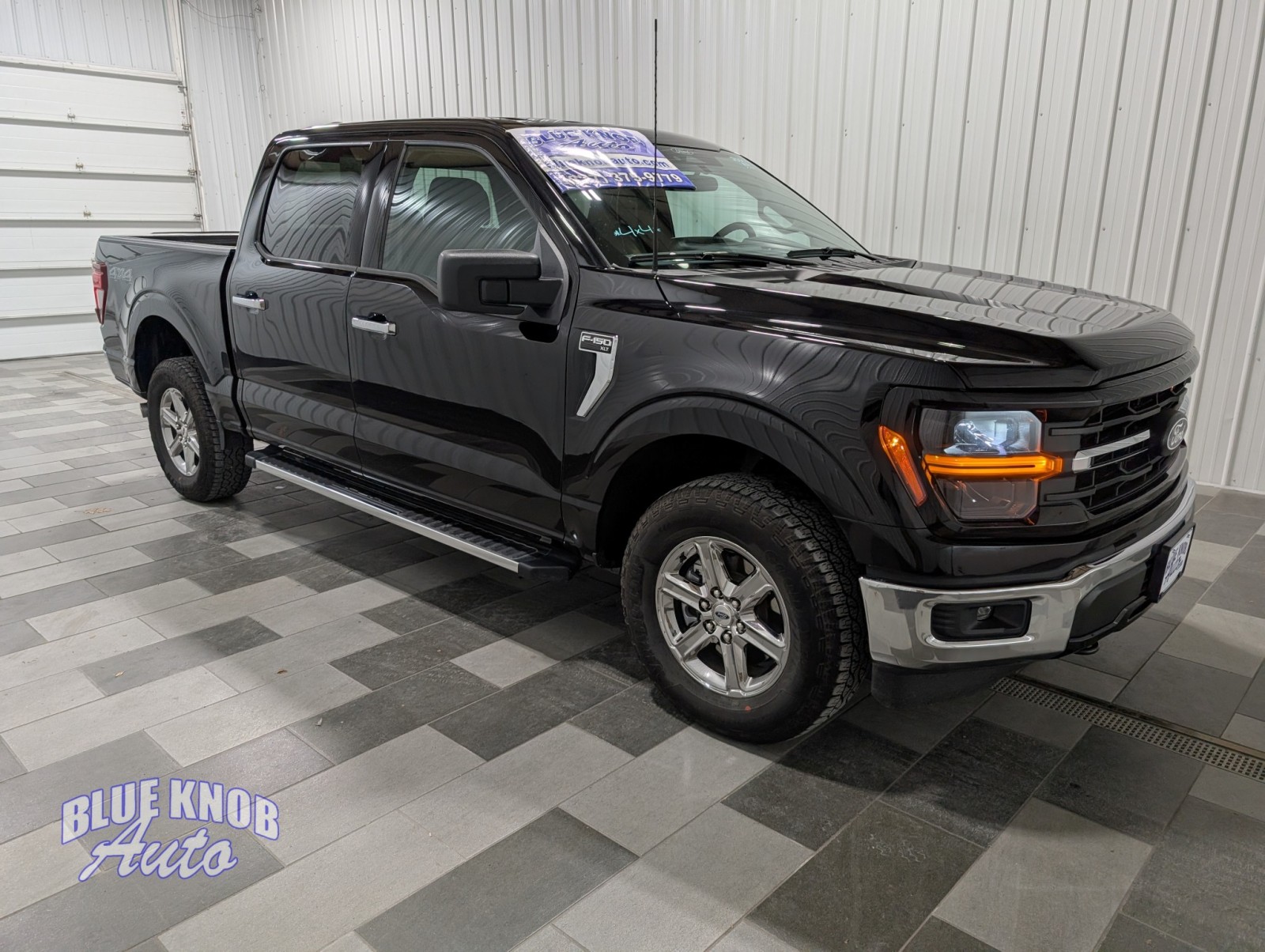 2025 Ford F-150 XLT photo 4