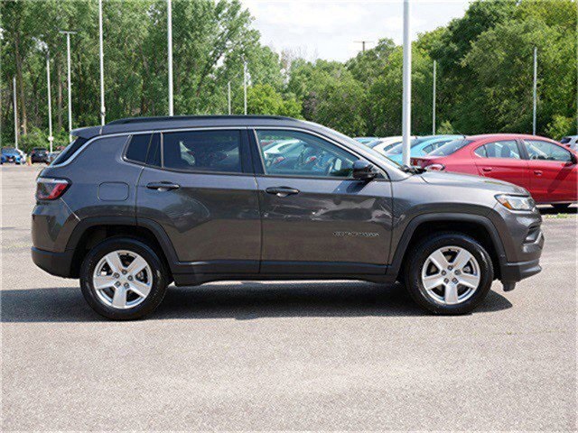 2022 Jeep Compass Latitude photo 5