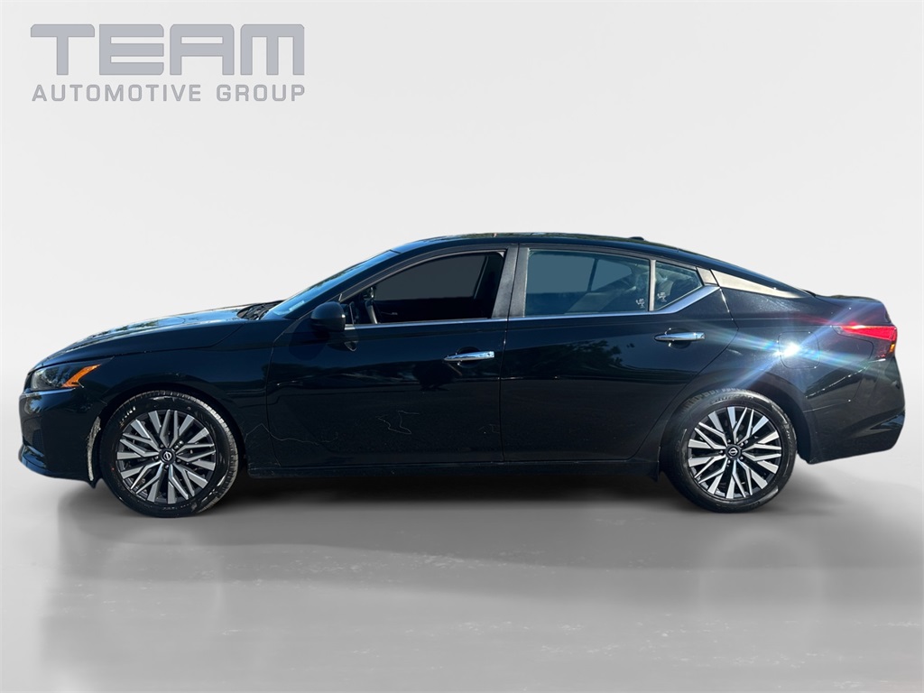 2024 Nissan Altima 2.5 SV photo 4