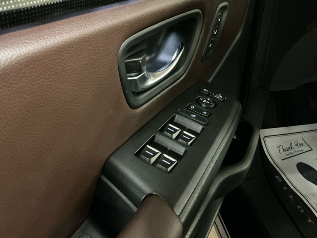 2023 Honda Pilot Elite photo 19