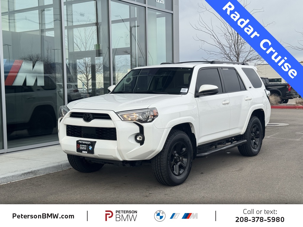 2022 Toyota 4Runner SR5's photo