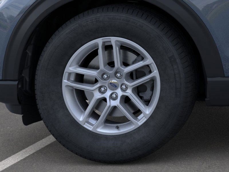 2025 Ford Explorer photo 16
