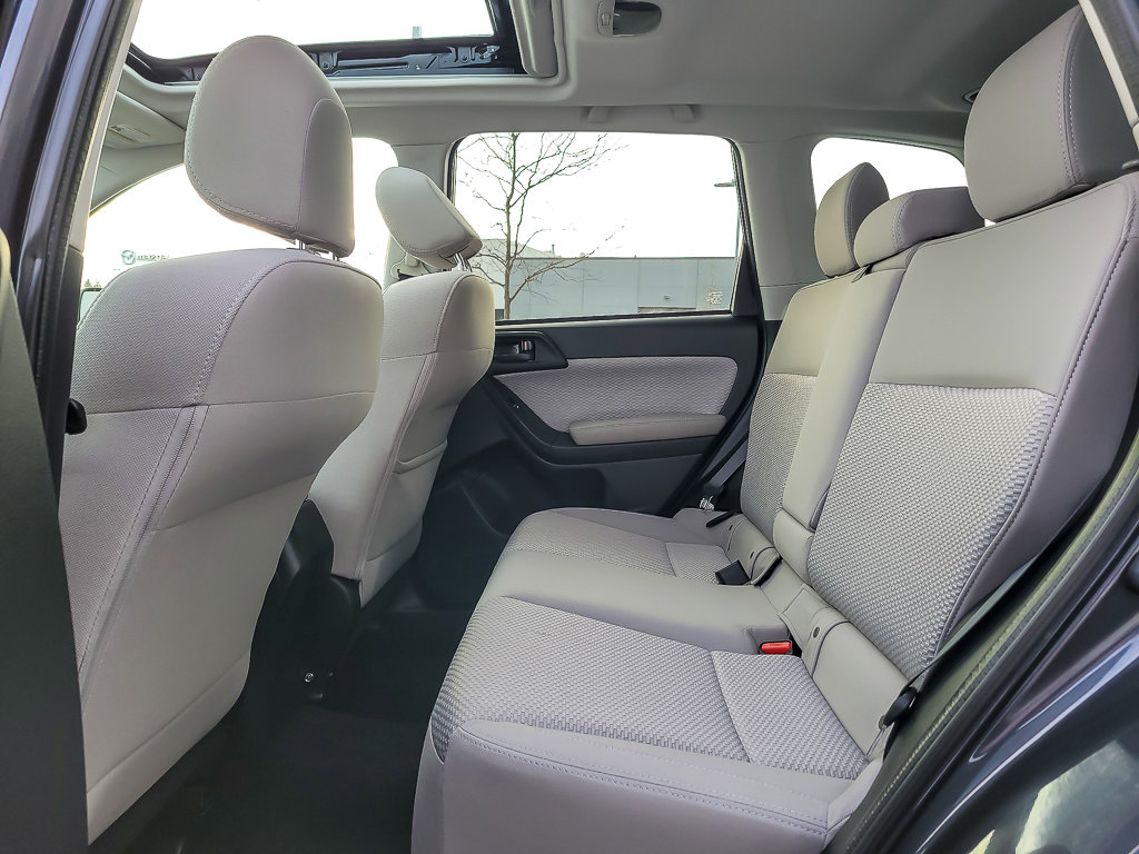 2017 SUBARU FORESTER - Image 10