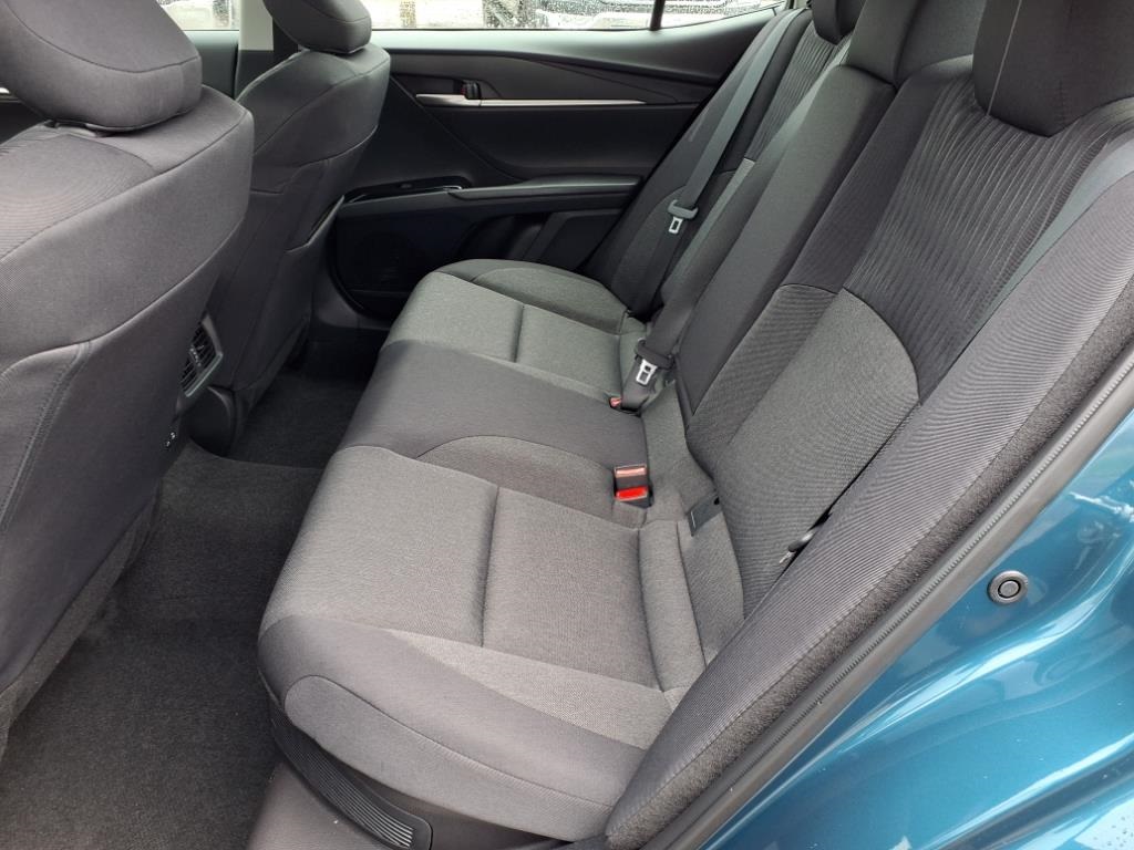 2025 Toyota Camry LE photo 23