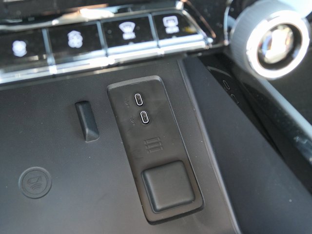 2026 Chevrolet Silverado EV LT photo 20