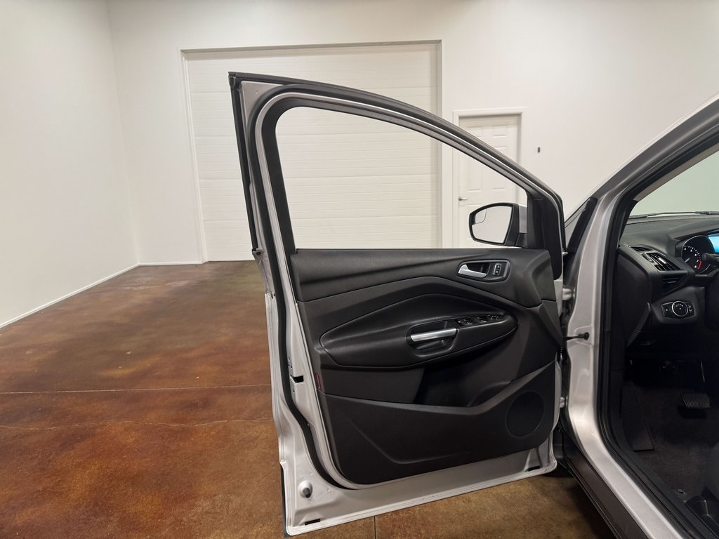 2015 Ford Escape SE photo 49