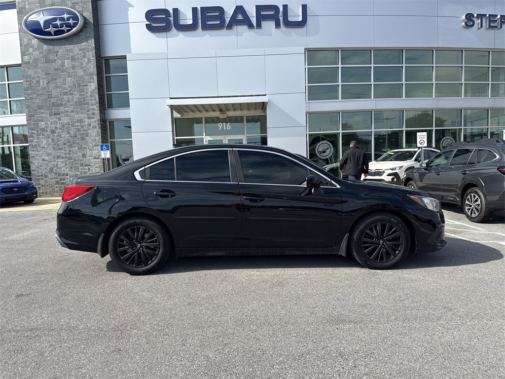 2018 Subaru Legacy 2.5 photo 3