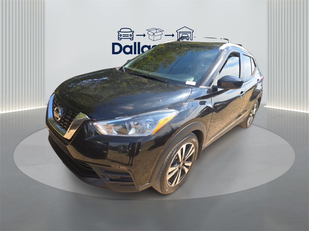 2020 Nissan Kicks SV photo 2
