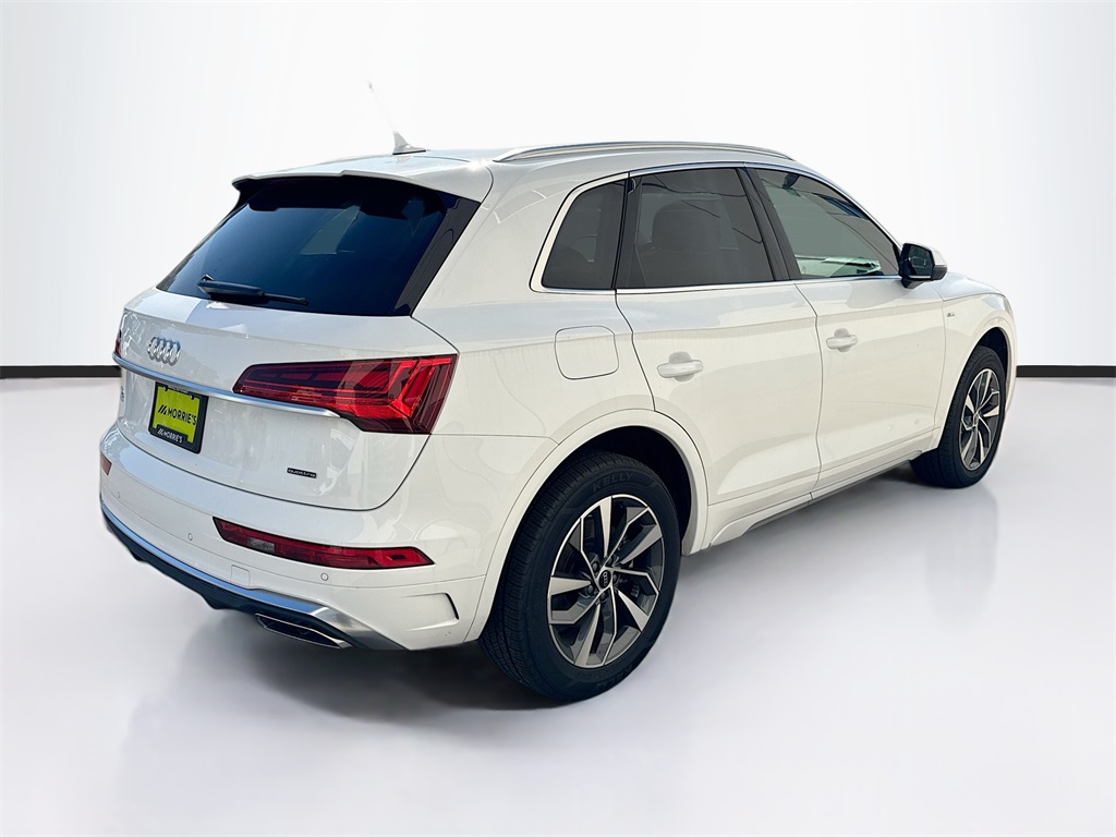 2024 Audi Q5 45 S line Premium Plus photo 3