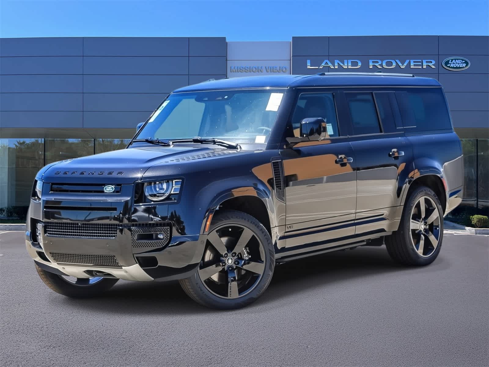2025 Land Rover Defender V8