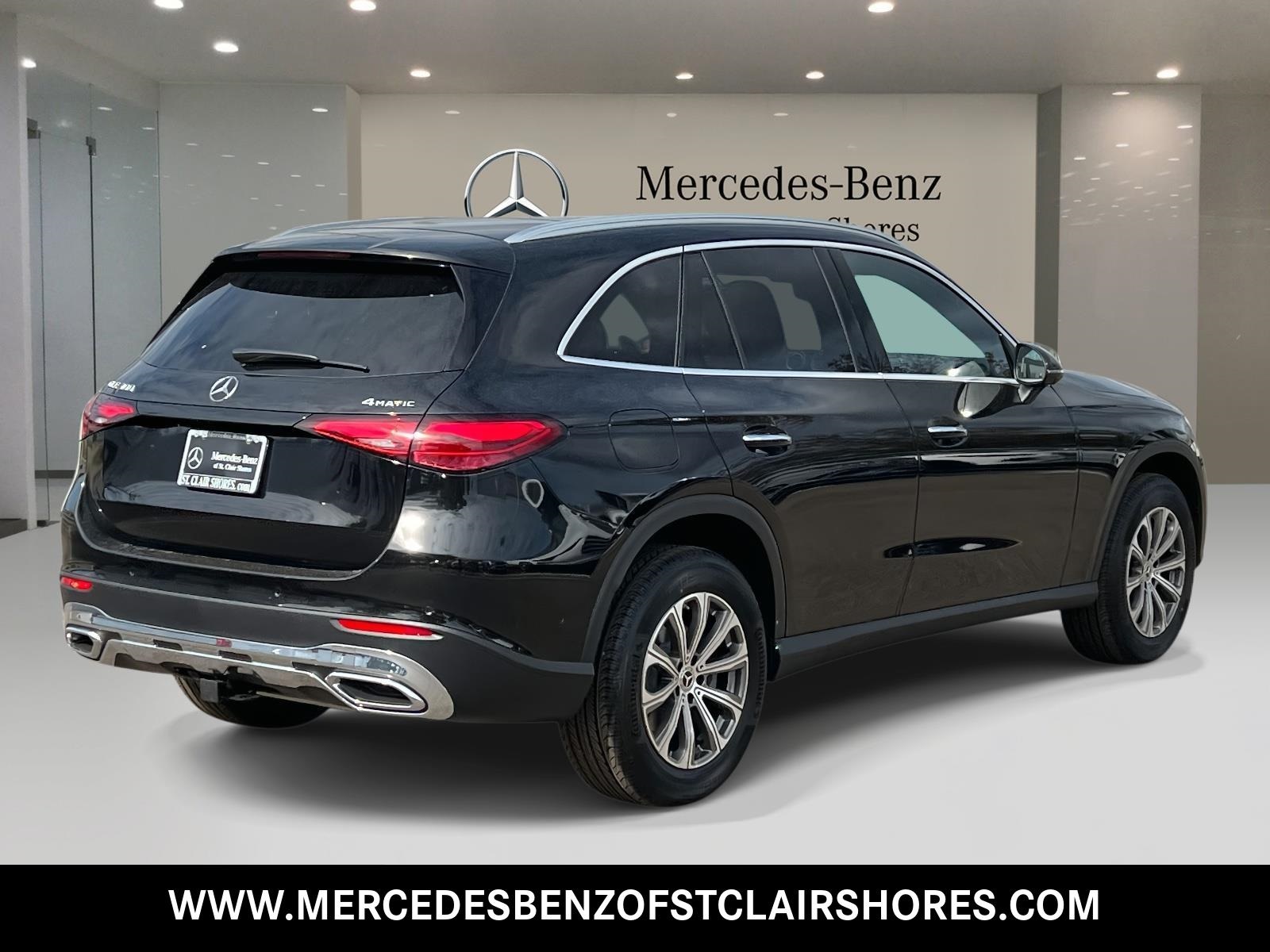 2026 Mercedes Benz GLC 300 4MATIC photo 4