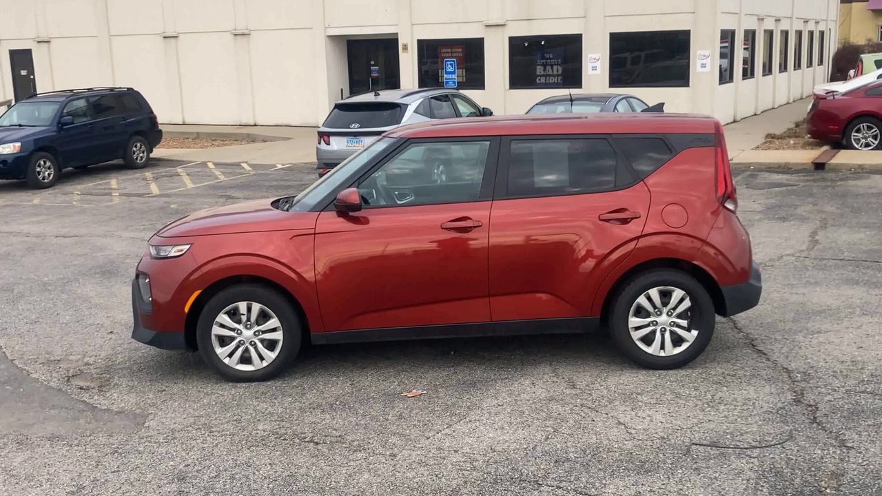 2020 Kia Soul LX photo 4
