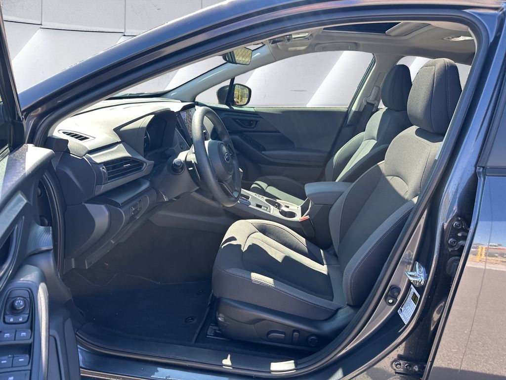2025 Subaru Crosstrek Premium photo 7