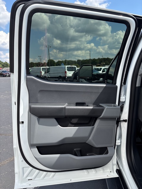 2026 Ford F-350 XL photo 44