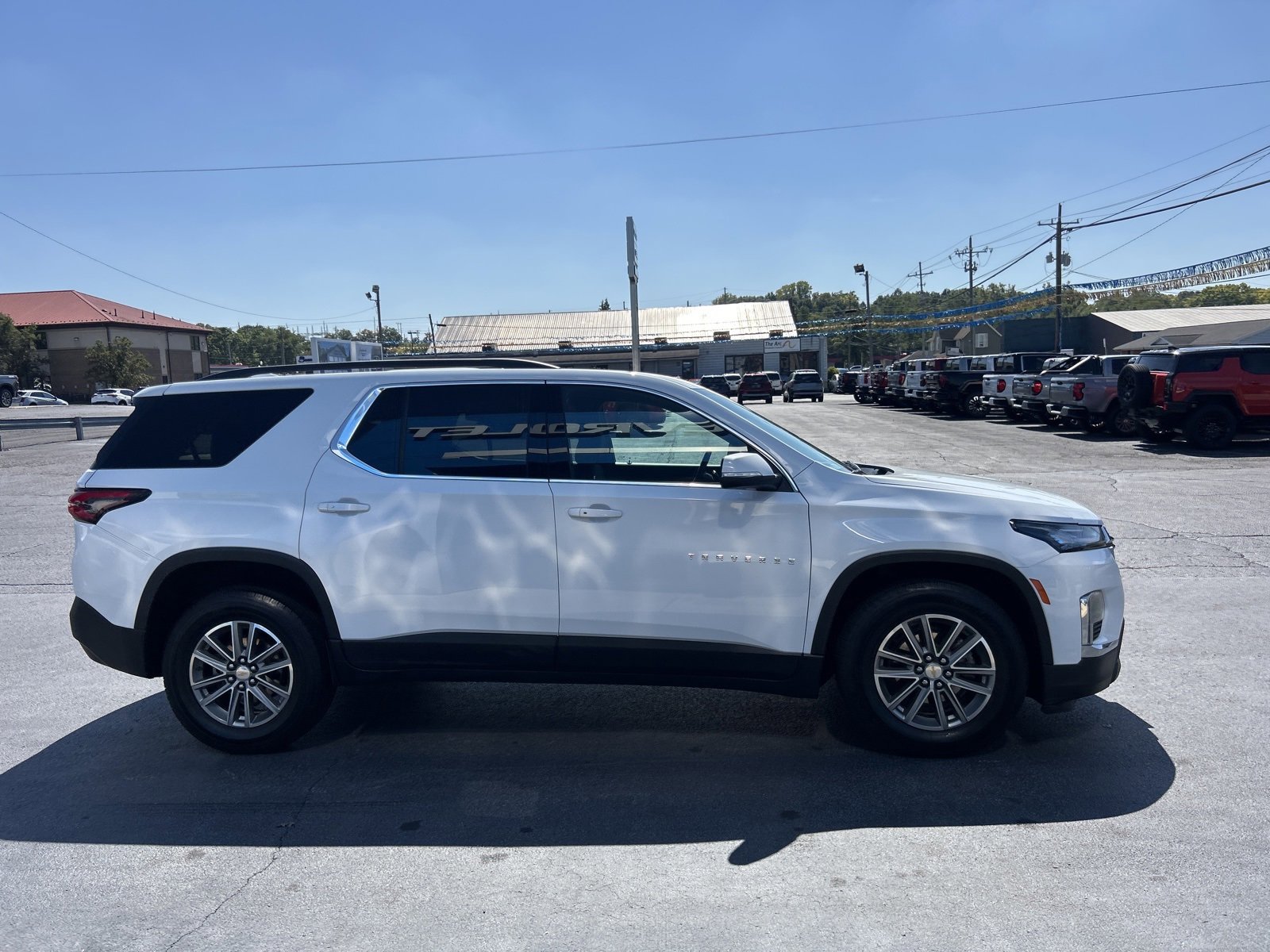 2023 Chevrolet Traverse Cloth photo 9