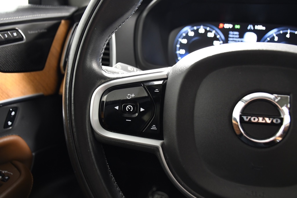 2020 Volvo XC90 T6 Inscription photo 22