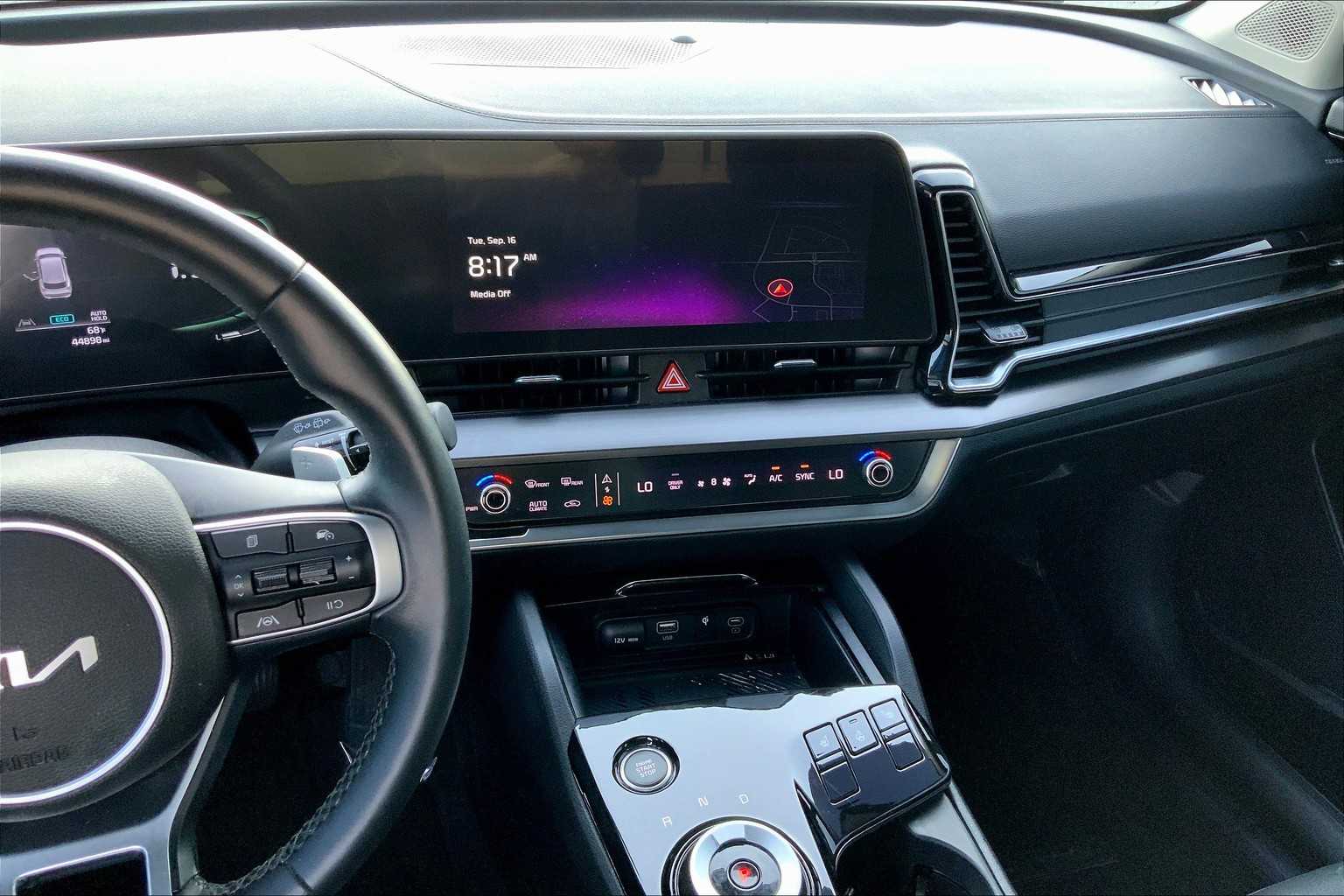 2023 Kia Sportage Hybrid EX photo 3