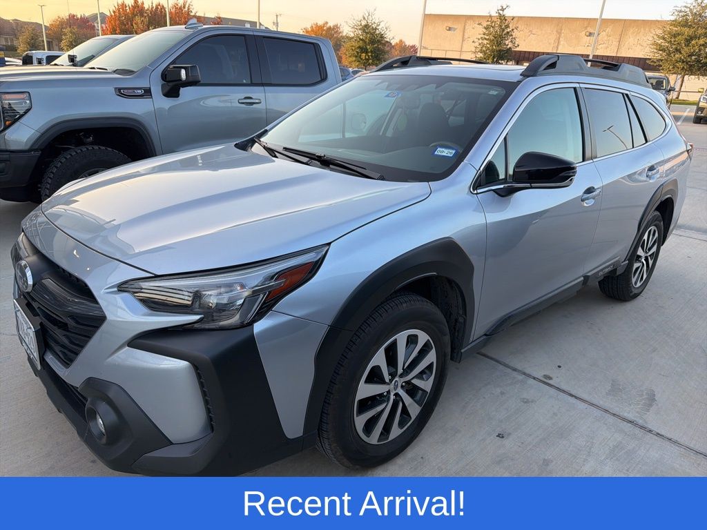 2024 Subaru Outback Premium's photo