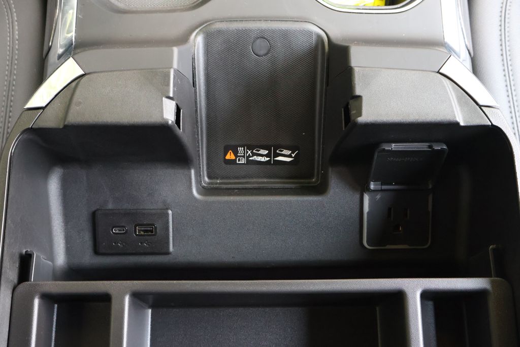 2024 Chevrolet Silverado 1500 LTZ photo 20