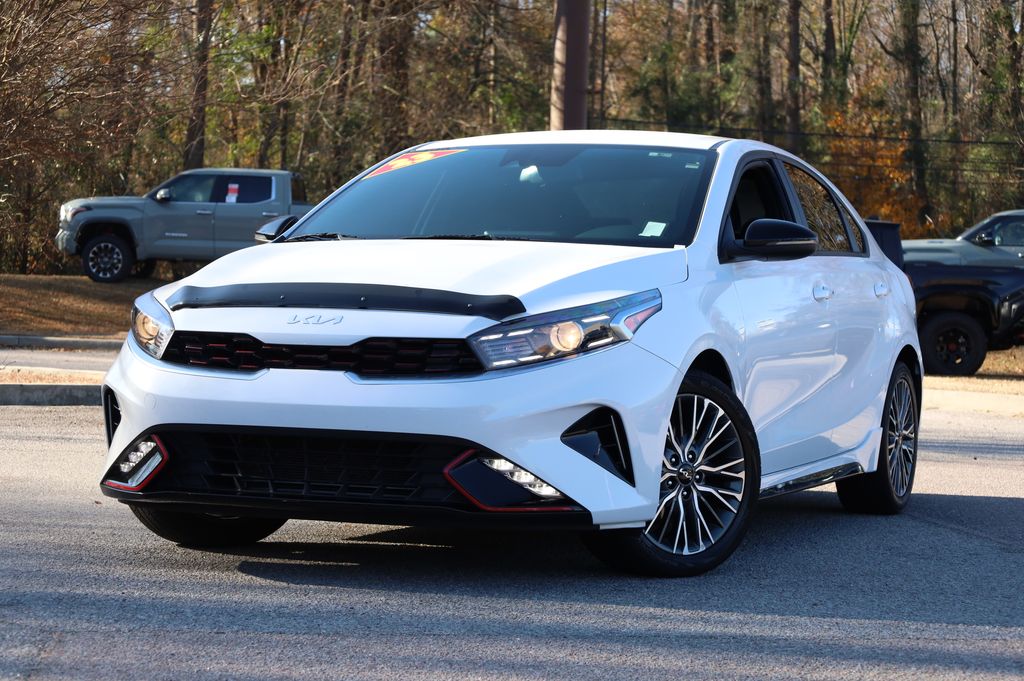 2023 Kia Forte GT-Line's photo