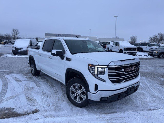 2025 GMC Sierra 1500 SLT's photo