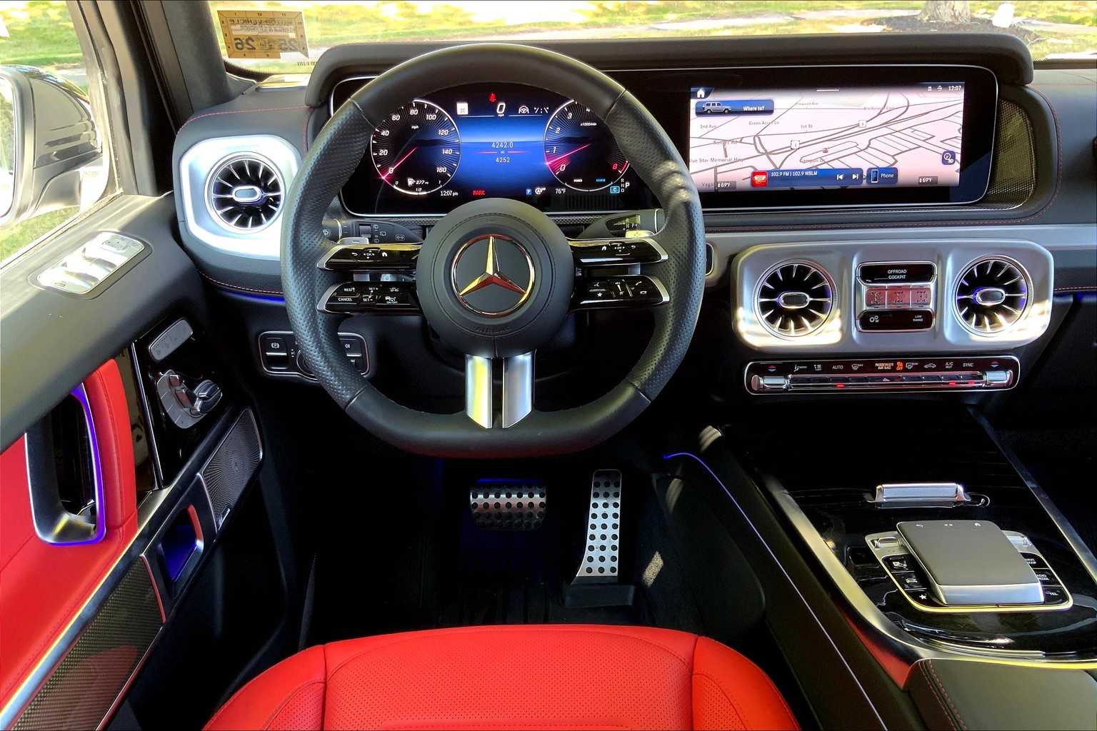 2025 Mercedes Benz G 550 photo 5