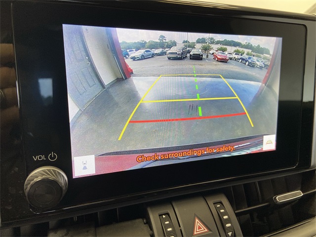 2023 Toyota RAV4 XLE Premium photo 26