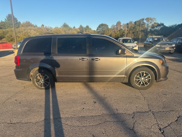 Used 2017 Dodge Grand Caravan GT with VIN 2C4RDGEG1HR864793 for sale in Traverse City, MI