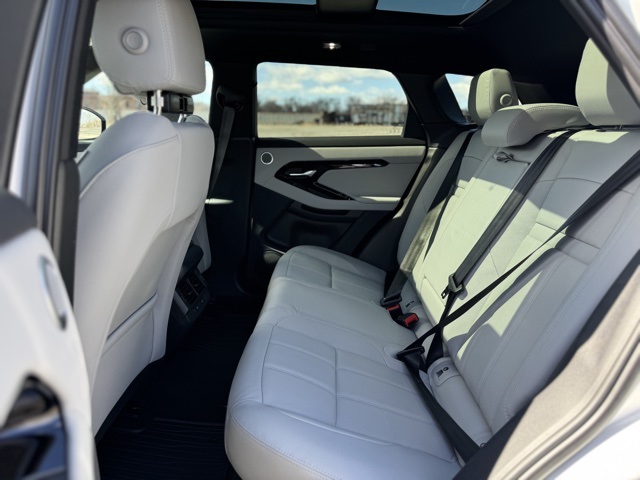 2026 Land Rover Range Rover Evoque S photo 11