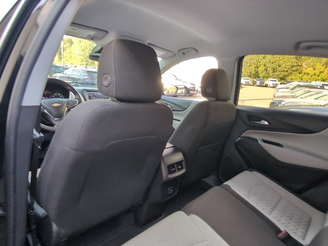 2023 Chevrolet Equinox LS photo 34