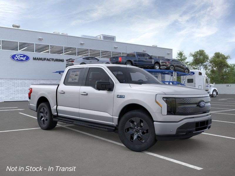 2025 Ford F-150 Lightning photo 6