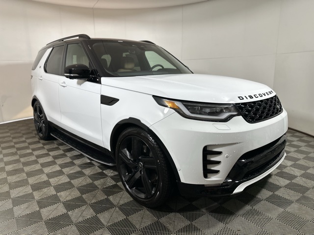 2025 Land Rover Discovery SE photo 2