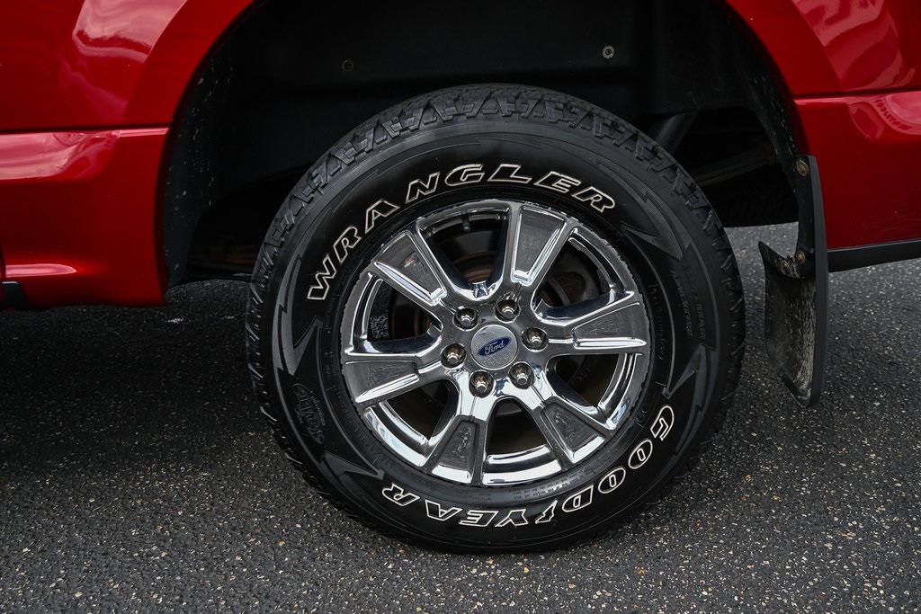 2016 Ford F-150 XLT photo 11