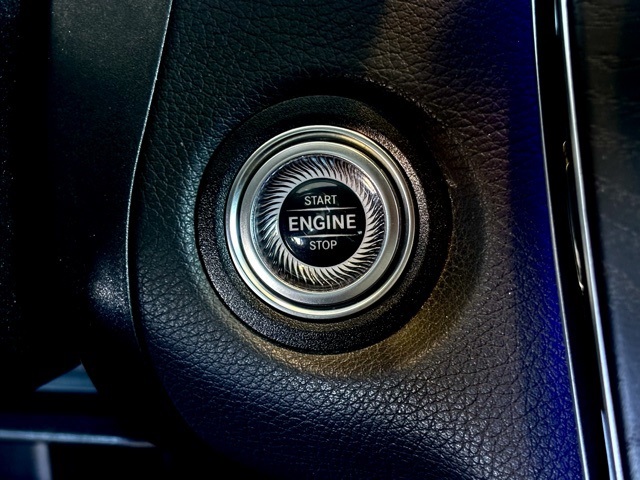 2023 Mercedes Benz C 300 photo 24