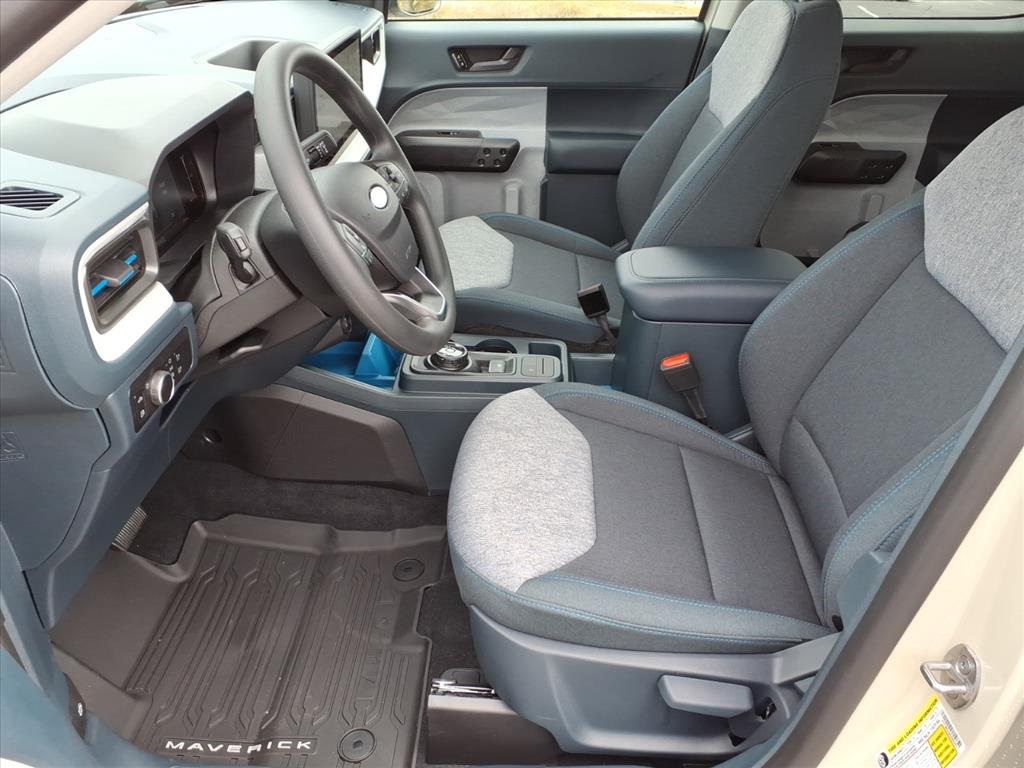 2025 Ford Maverick XLT photo 4
