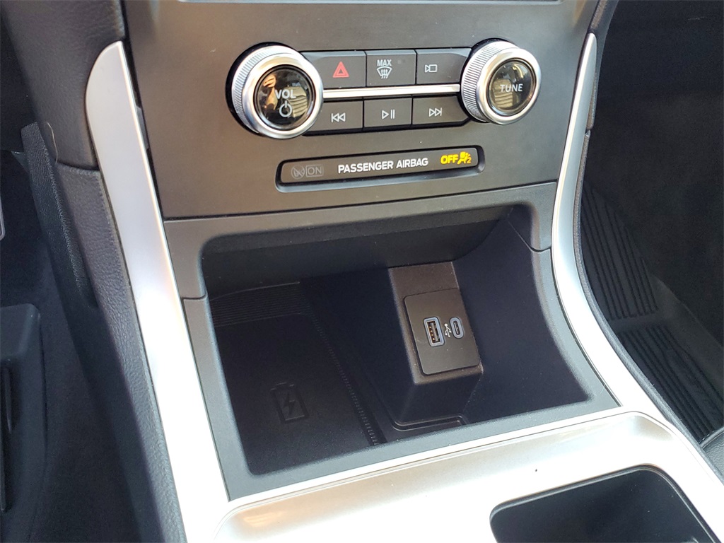 2024 Ford Edge SEL photo 18