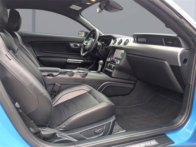 2022 Ford Mustang GT Premium photo 13