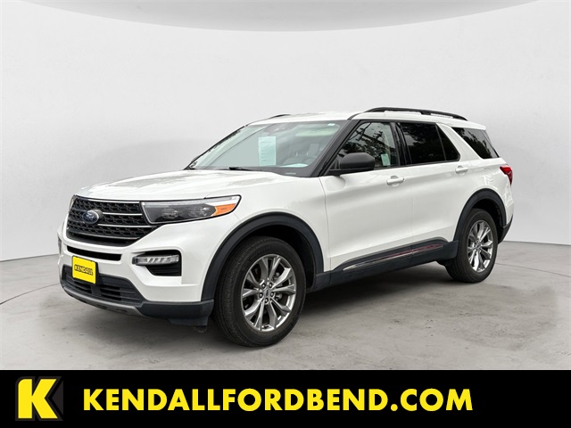 2023 Ford Explorer XLT's photo