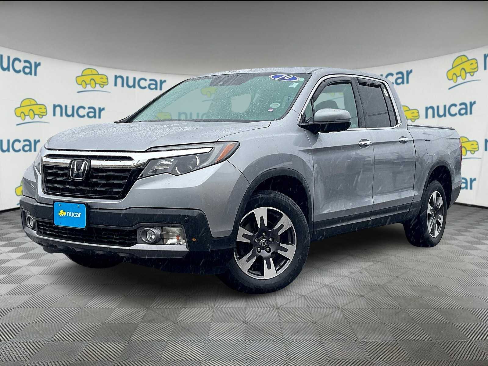 2019 Honda Ridgeline RTL-E photo 3