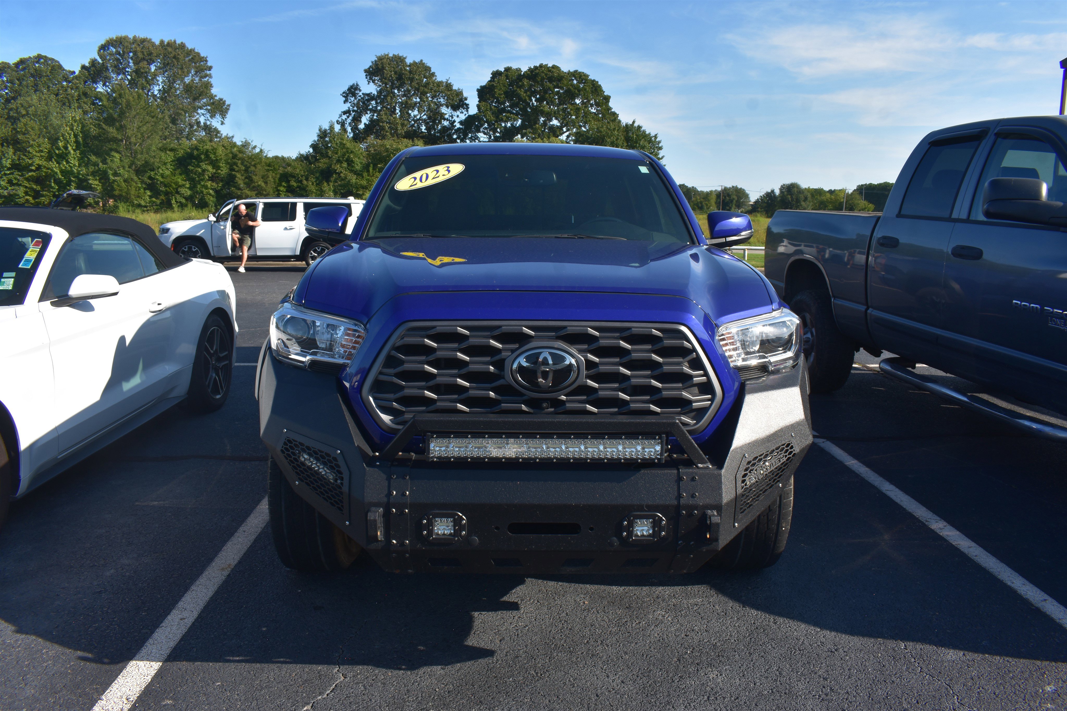 Used 2023 Toyota Tacoma TRD Sport with VIN 3TMDZ5BN9PM150208 for sale in Little Rock