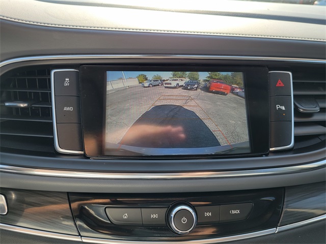 2018 Buick Enclave Essence photo 32