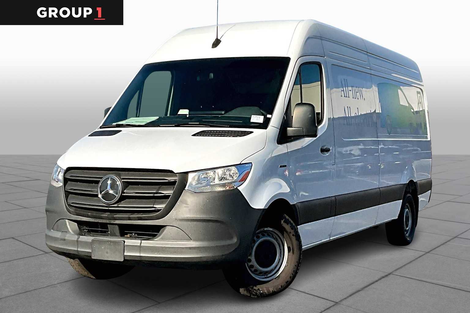 2024 Mercedes Benz EQB 300 4MATIC photo 3