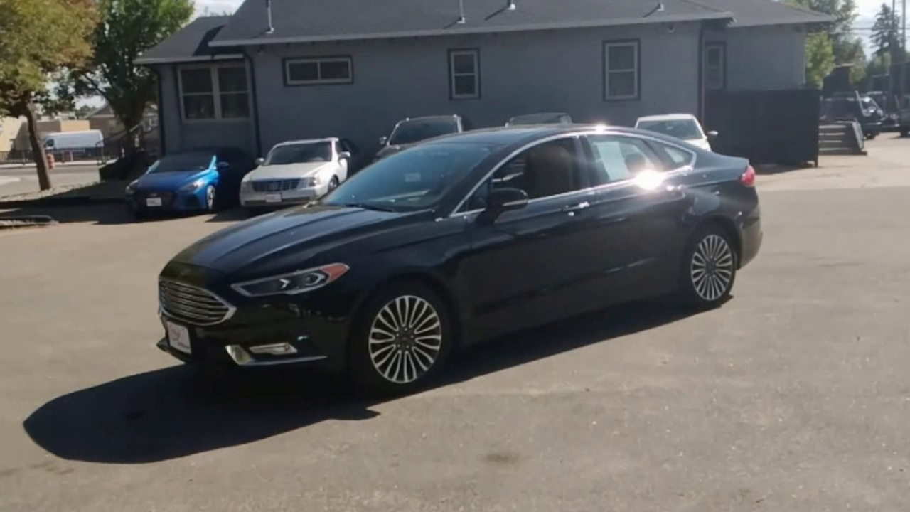 2017 Ford Fusion SE photo 3