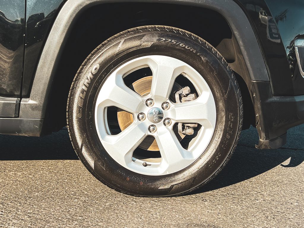 2019 Jeep Compass Latitude photo 10