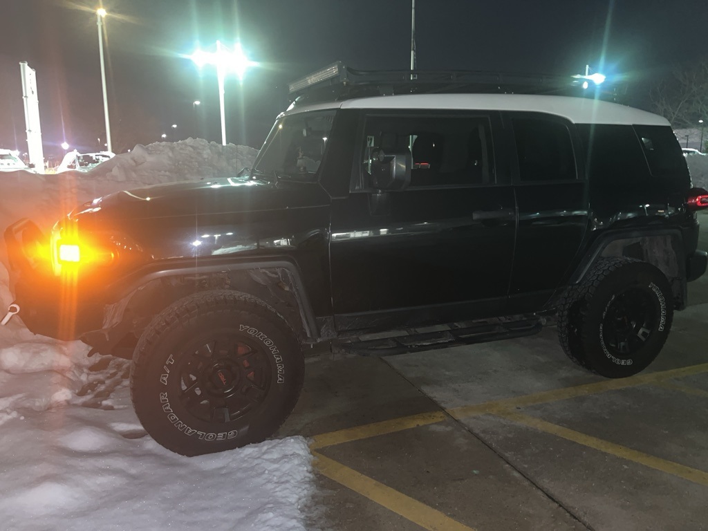 2007 Toyota FJ Cruiser Base's photo