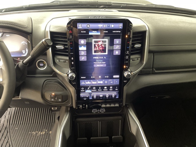 2026 Ram 3500 Laramie photo 28