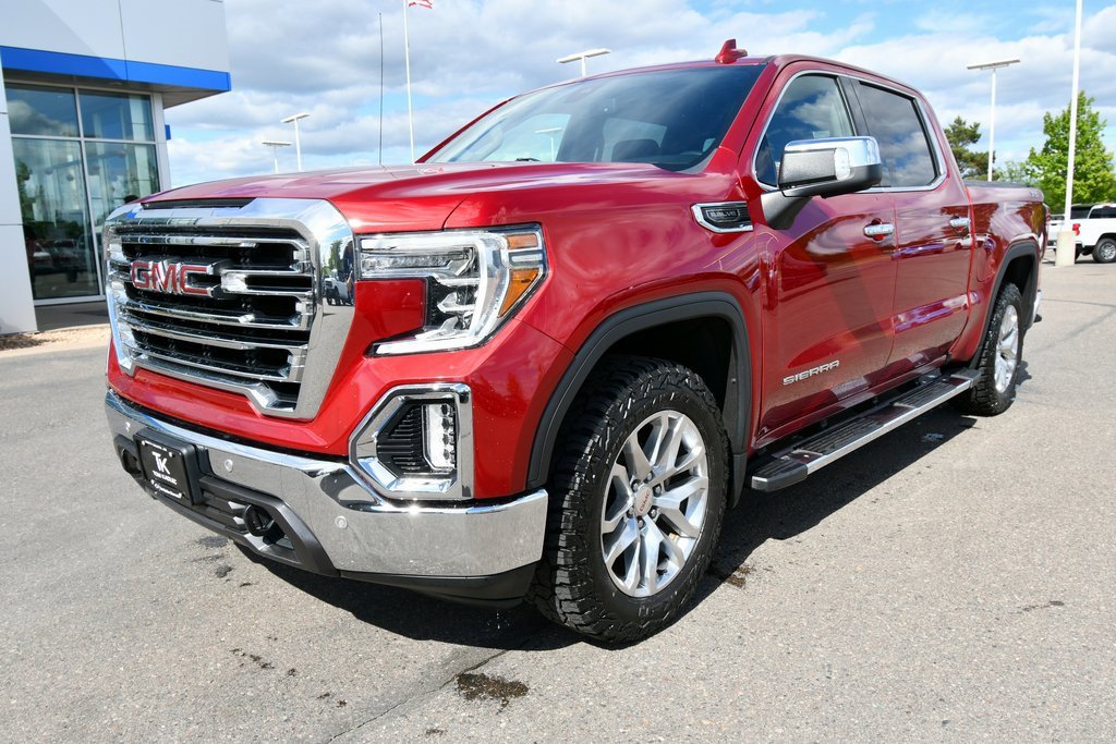 Used 2021 GMC Sierra 1500 SLT with VIN 1GTU9DED4MZ154593 for sale in North Branch, Minnesota
